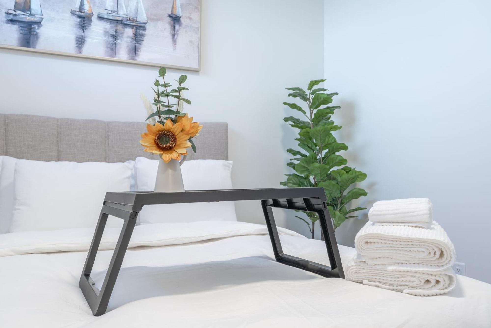 Stylish Getaway 2bd Basement By Ymca And South Health Campus Hospital * Calgary